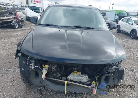 2019 Dodge Journey Se z USA, uszkodzony, nr VIN 3C4PDCBBXKT804797